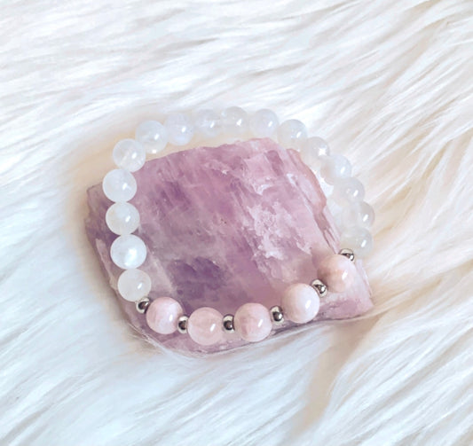 KUNZITE & MOONSTONE mother’s bracelet- mothers intuition, new mom, soothes emotional instability